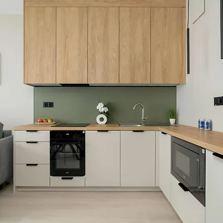 Comfortable With Air Conditioning By Renters Prestige Lägenhet *