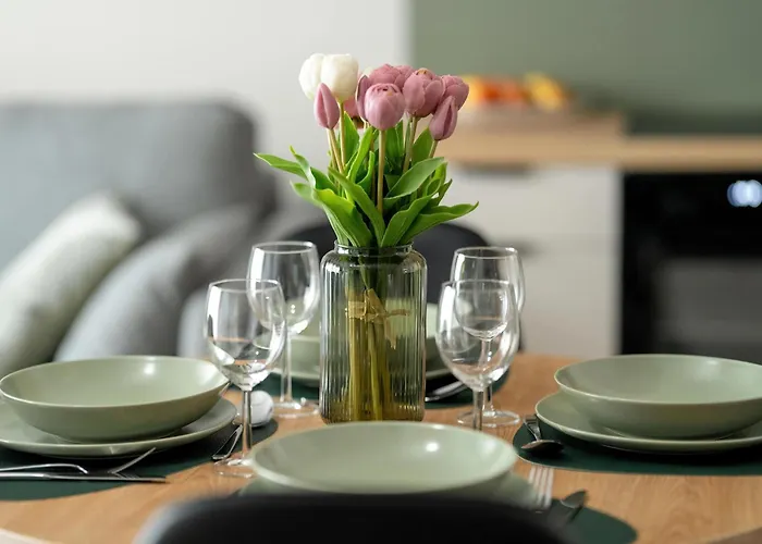 Comfortable With Air Conditioning By Renters Prestige * 포즈난